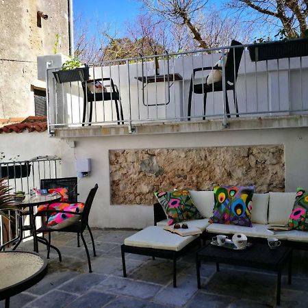 Cres Art Studio Lime Apartment Exterior photo